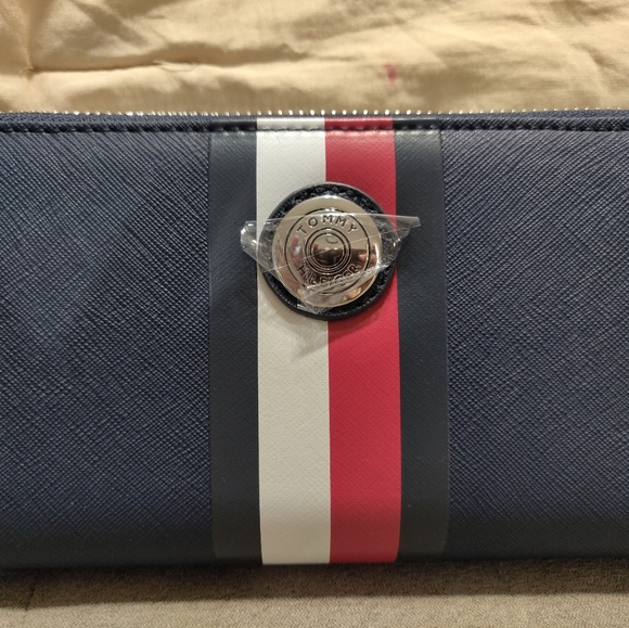 Hand bag❗sold ❗ - Picture 2 of 3